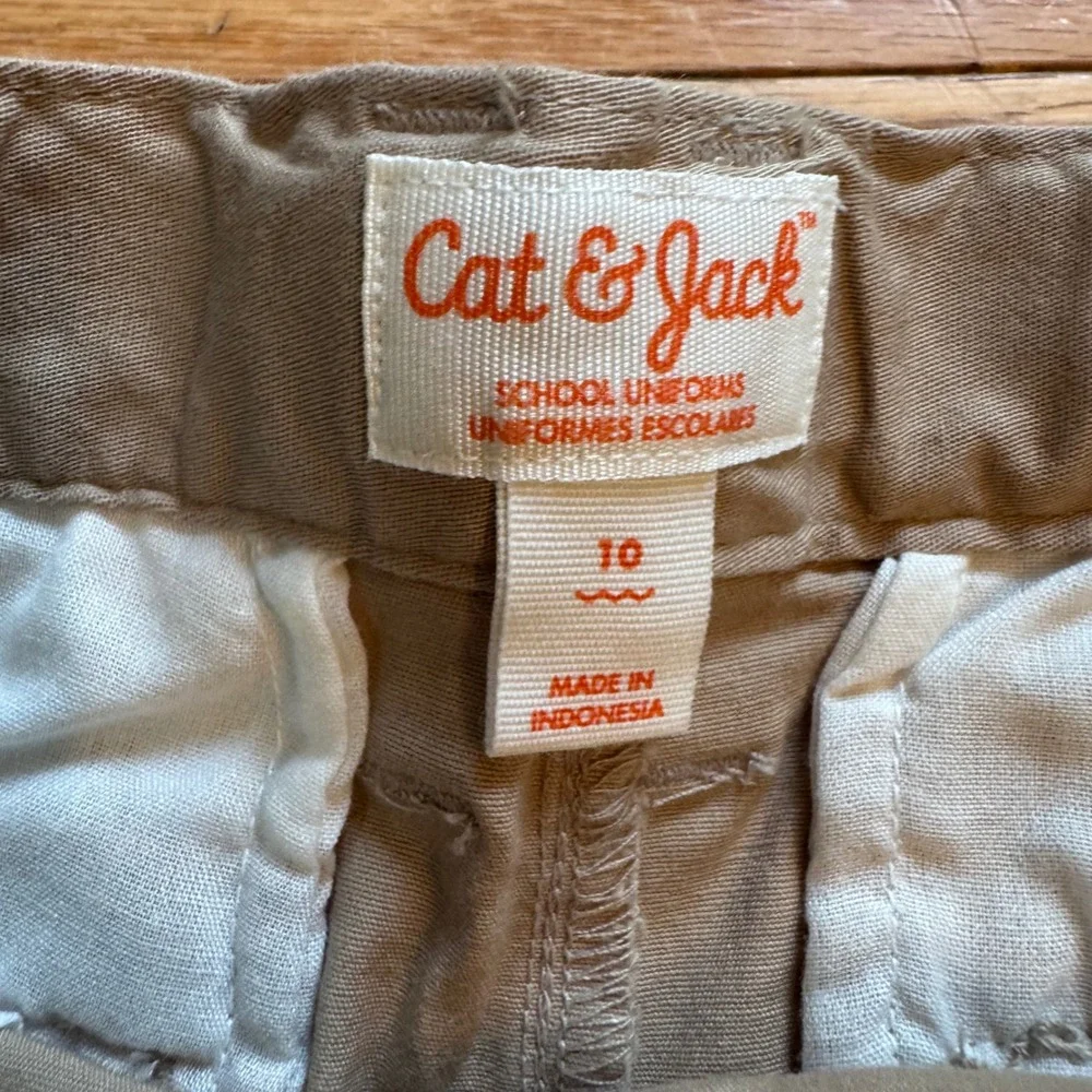 Cat & Jack Boys Khaki School Uniform Shorts Stretch Adjustable Waist Tan Size 10